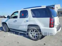 2011 GMC YUKON photo