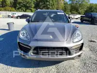 2011 Porsche Cayenne photo