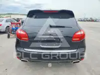 2011 Porsche Cayenne photo