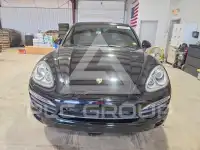 2011 Porsche Cayenne photo