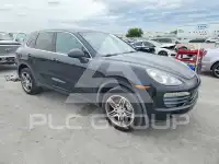 2011 Porsche Cayenne photo