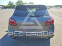 2011 Porsche Cayenne photo