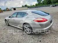 2011 Porsche Panamera photo