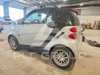 2011 Smart FORTWO фото