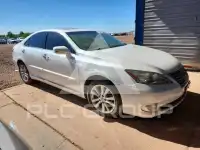 2011 Lexus ES350 photo