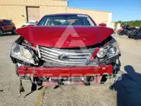 2011 Lexus ES350 photo