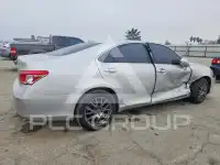 2011 Lexus ES350 photo