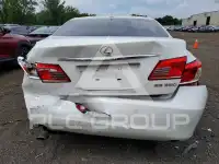 2011 Lexus ES350 photo