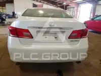 2011 Lexus ES350 photo