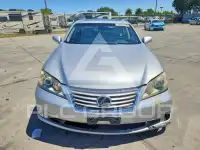 2011 Lexus ES350 photo