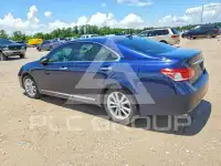 2011 Lexus ES350 photo