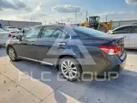 2011 Lexus ES350 photo