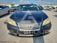 2011 Lexus ES350 photo