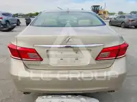 2011 Lexus ES350 photo