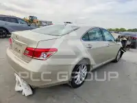 2011 Lexus ES350 photo