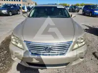 2011 Lexus LS460 photo