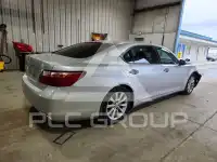 2011 Lexus LS460 photo