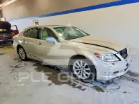 2011 Lexus LS460 photo
