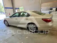 2011 Lexus LS460 photo