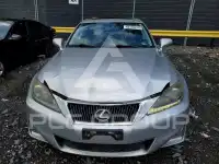 2011 Lexus IS photo