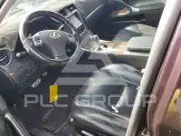 2011 Lexus IS photo