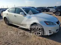 2011 Lexus IS photo
