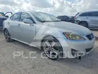 2011 Lexus IS photo