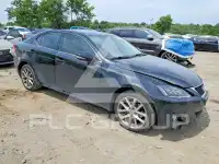 2011 Lexus IS фото