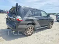 2011 Lexus GX photo
