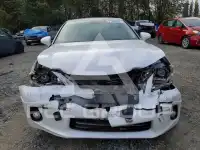 2011 Lexus CT200 photo