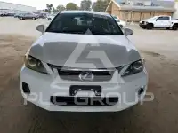 2011 Lexus CT200 photo