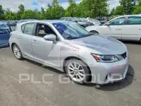 2011 Lexus CT200 photo