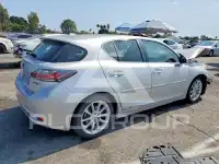 2011 Lexus CT200 photo