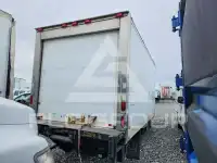 2011 Isuzu NPR фото