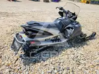 2011 Yamaha  фото