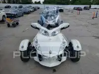 2011 Can-AM SPYDER фото