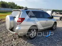 2011 Toyota RAV4 photo