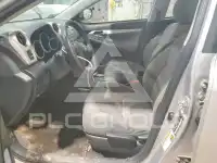 2011 Toyota MATRIX фото