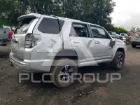 2011 Toyota 4 RUNNER photo