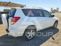 2011 Toyota RAV4 photo