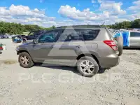 2011 Toyota RAV4 photo