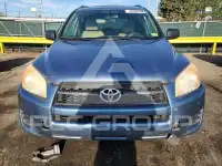 2011 Toyota RAV4 photo