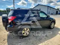 2011 Toyota RAV4 photo