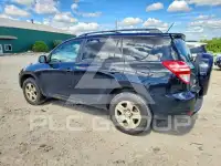 2011 Toyota RAV4 photo