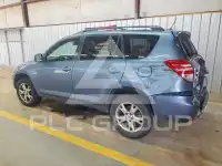 2011 Toyota RAV4 photo