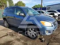 2011 Toyota RAV4 photo