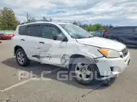 2011 Toyota RAV4 photo