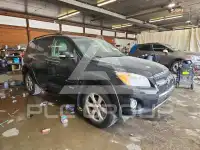 2011 Toyota RAV4 photo