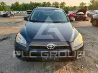 2011 Toyota RAV4 photo