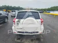2011 Toyota RAV4 фото